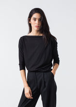 이미지를 갤러리 뷰어에 로드 , Boat Neck Top in Black