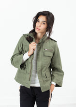 이미지를 갤러리 뷰어에 로드 , Big Army Jacket in Olive