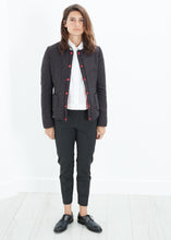 이미지를 갤러리 뷰어에 로드 , Camelia Reversible Jacket in Black/Red
