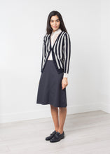 이미지를 갤러리 뷰어에 로드 , Aura Library Skirt