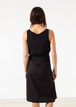 이미지를 갤러리 뷰어에 로드 , Bow Skirt in Black
