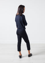 Charger l&#39;image dans la galerie, Boat Neck Top in Marine
