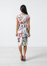 Charger l&#39;image dans la galerie, Dream Dress in Painted Floral
