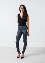 Charger l&#39;image dans la galerie, Elenaso Leather Trouser in Cool Grey
