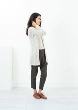 Charger l&#39;image dans la galerie, Bulk Stitch Cardigan in Cloud
