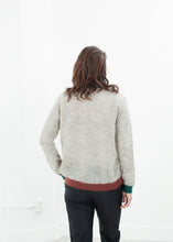 Charger l&#39;image dans la galerie, Deskle Cardigan in Heather
