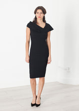 Charger l&#39;image dans la galerie, Asymmetric Dress in Black
