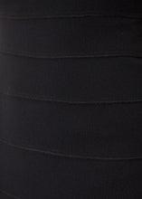 Charger l&#39;image dans la galerie, Asymmetric Dress in Black
