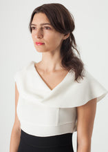 Charger l&#39;image dans la galerie, Asymmetric Dress in Cream/Black
