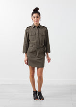 Charger l&#39;image dans la galerie, Belted Surplus Dress
