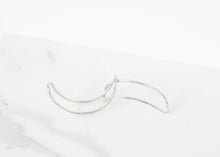 이미지를 갤러리 뷰어에 로드 , Bracelet 84 in Polished Silver
