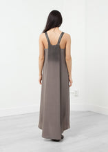 이미지를 갤러리 뷰어에 로드 , Edna Dress
