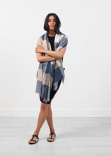 이미지를 갤러리 뷰어에 로드 , Desna Dress

